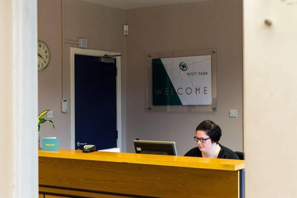 West Park Summer Campus Dundee Exterior foto